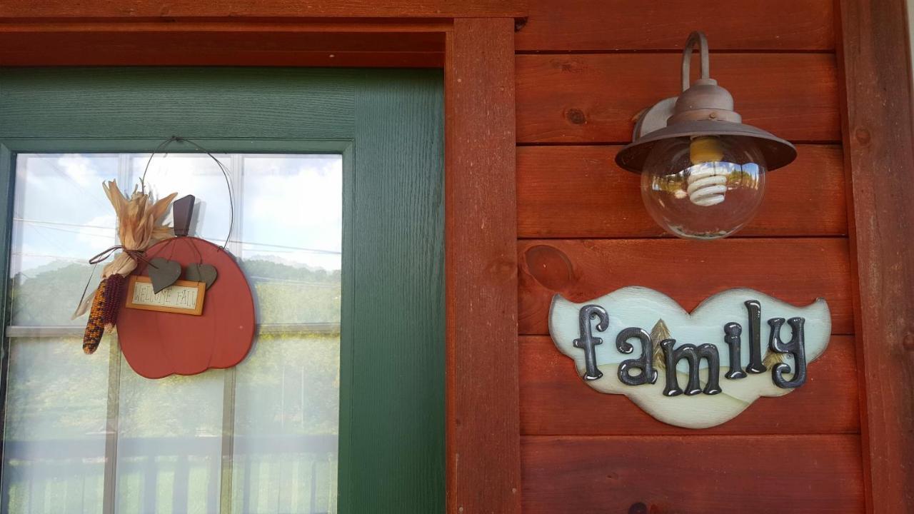 Amish Blessings Cabins Millersburg Dış mekan fotoğraf